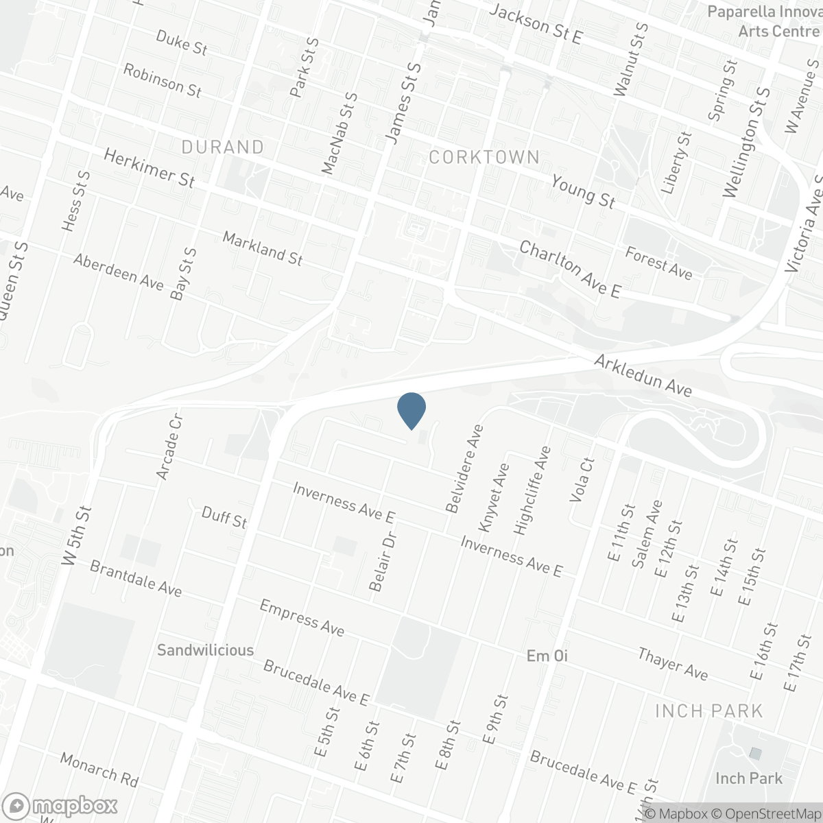 5 BULL'S LANE, Hamilton, Ontario L9A 1C7